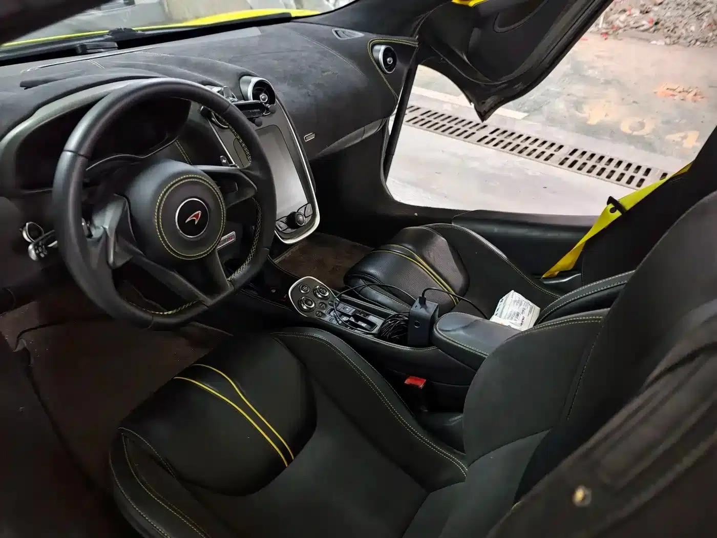 McLaren 570 2019 Model 570S 3.8T Spider — миниатюра 6
