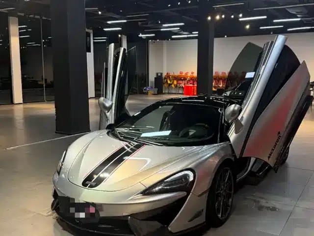 McLaren 540C 2015 3.8T Coupe