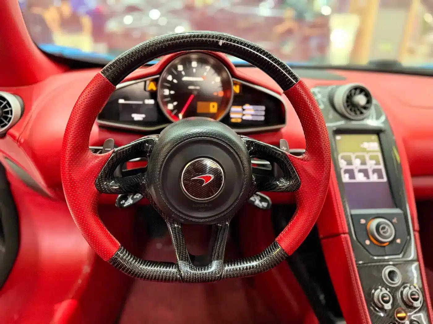 McLaren 12C 2013 3.8T SPIDER 50th Anniversary Edition — миниатюра 13