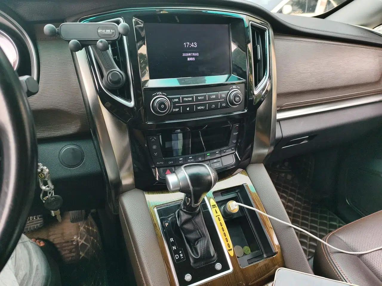FORTHING M7 2019 2.0T Automatic Luxury Edition — миниатюра 13