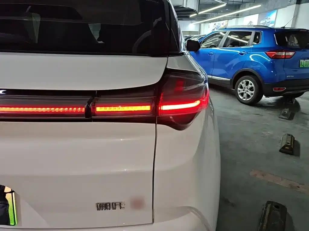 Nezha U 2023 Model, Nezha U-II Challenge Edition 400 Lite Ternary Lithium — миниатюра 8