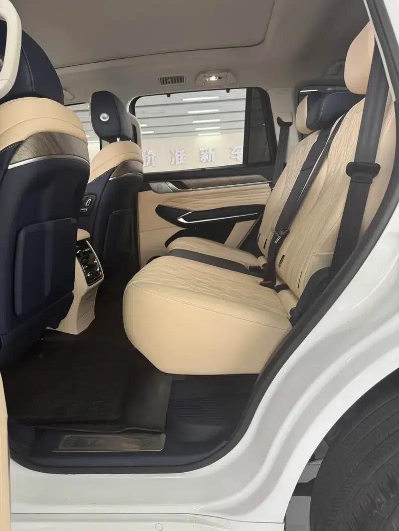 Tank 500 2022 Sport Edition, 5-seater — миниатюра 9