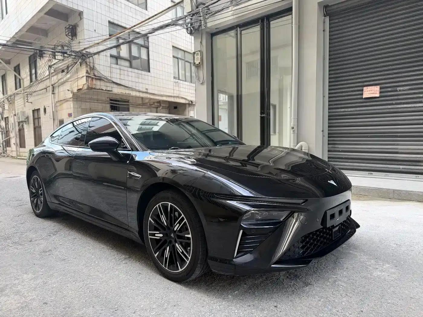 Nezha S 2024 Pure Electric 520km Rear-Wheel Drive Premium Edition — миниатюра 3