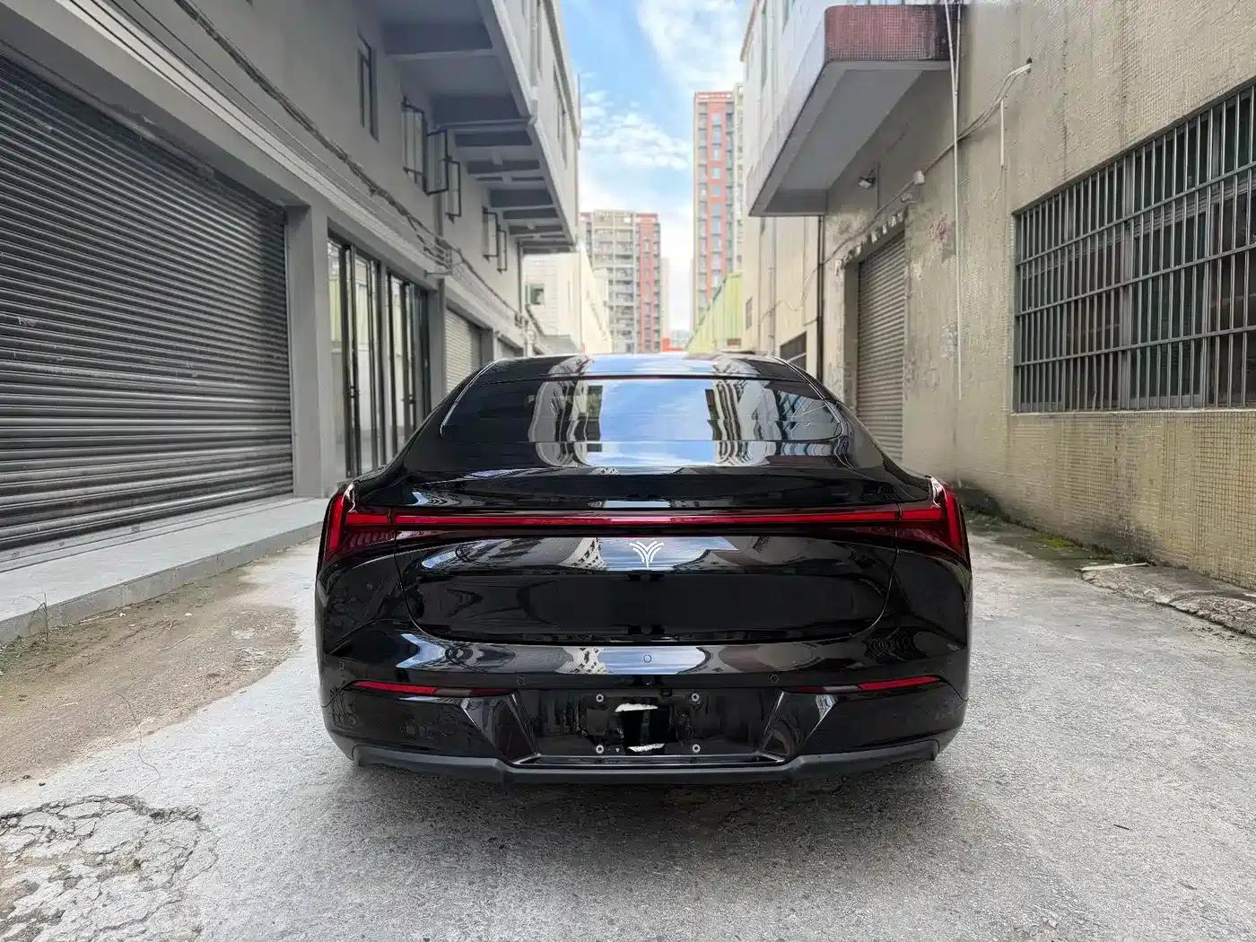 Nezha S 2024 Pure Electric 520km Rear-Wheel Drive Premium Edition — миниатюра 8