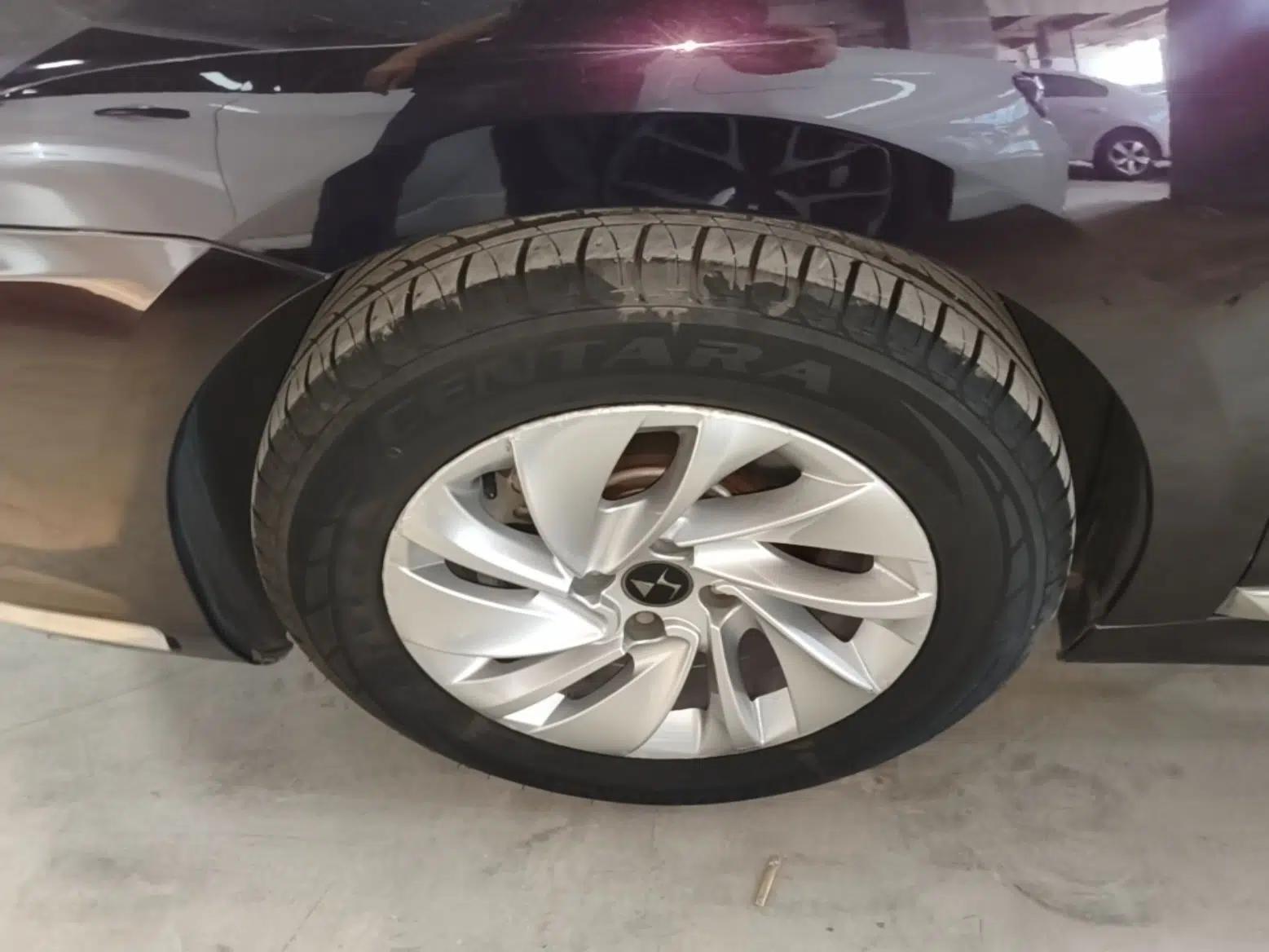 DS 5LS 2014 1.8L automatic Comfort version VTi140 — миниатюра 10