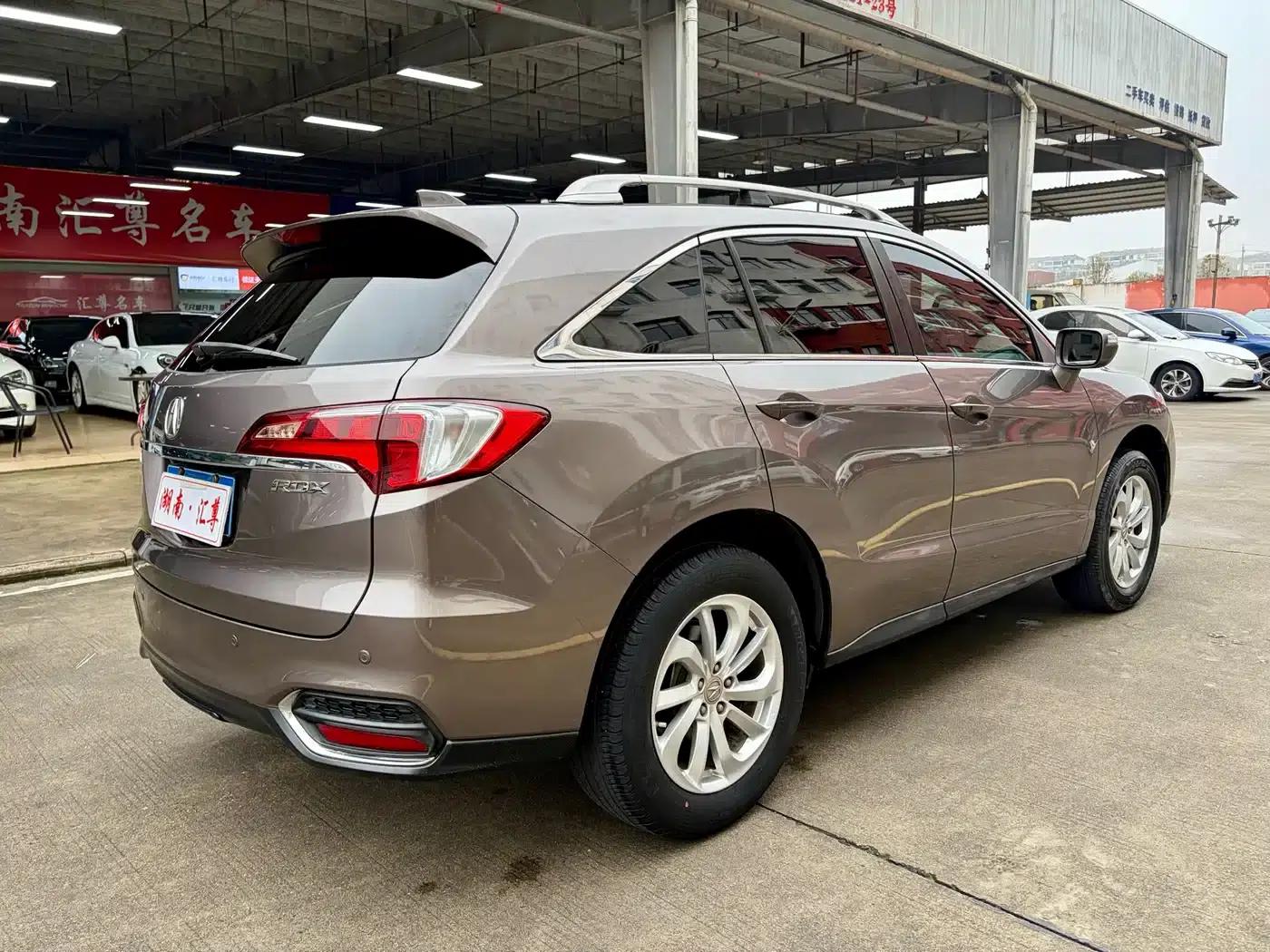 Acura RDX Imported 2016 3.0L 2WD Elite Edition — миниатюра 15