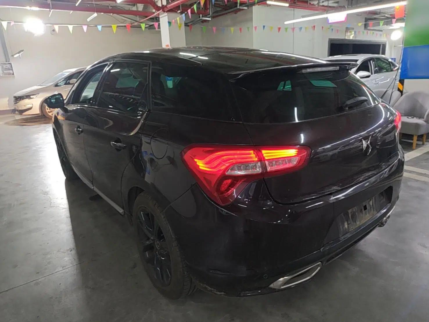 DS 5 2014 1.6T Luxury Edition THP160 — миниатюра 4