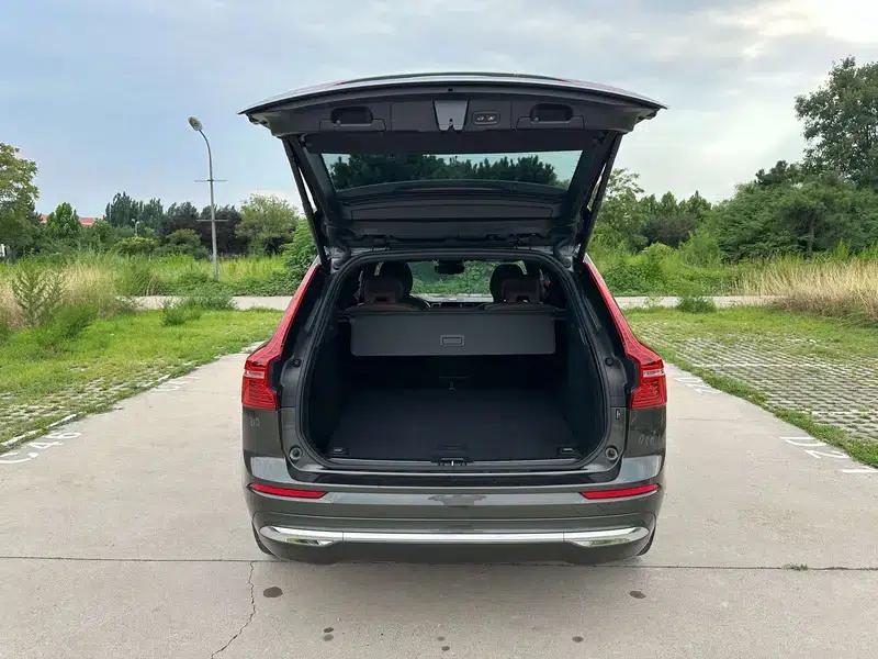 2022 Volvo XC60 PHEV T8 AWD Inscription Luxury Edition — миниатюра 28