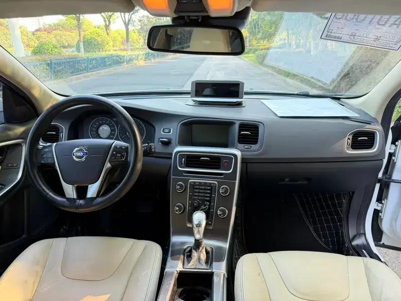 2013 Volvo V60 T5 Smart Edition — миниатюра 11