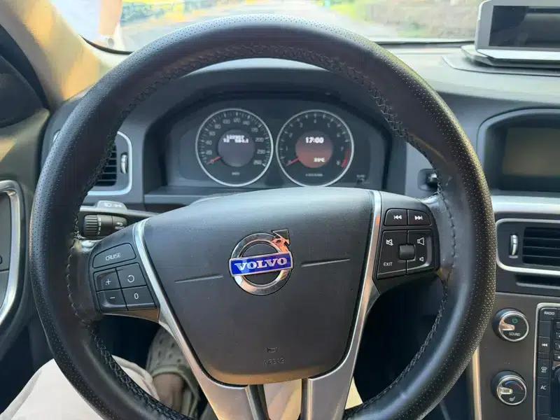 2013 Volvo V60 T5 Smart Edition — миниатюра 14