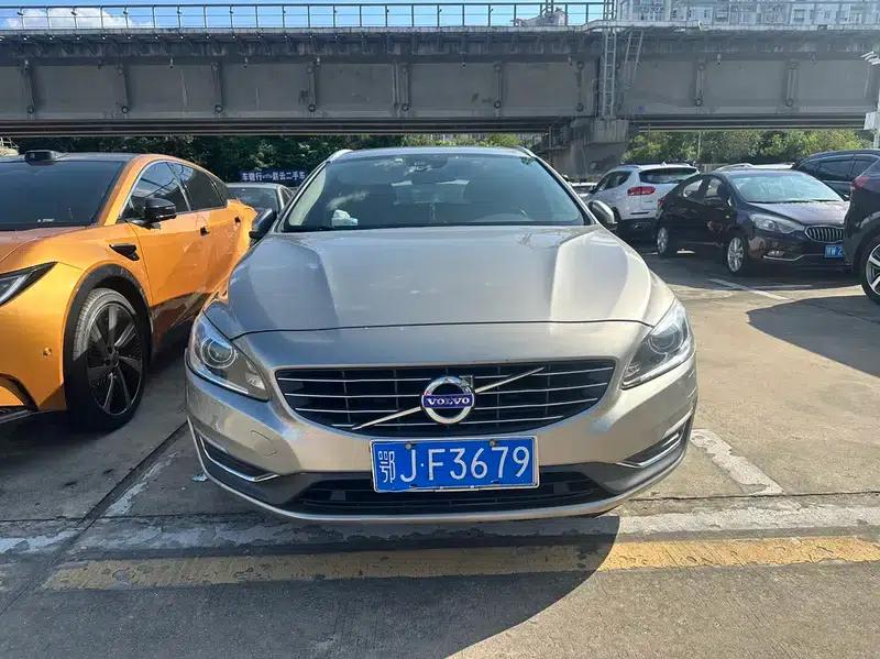2014 Volvo V60 Facelift T5 Smart Edition — миниатюра 2