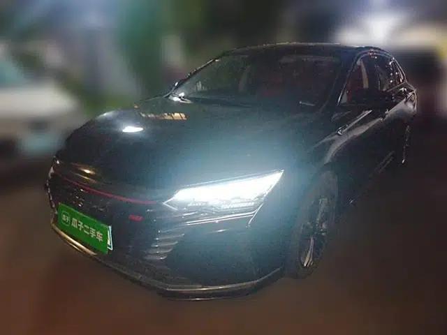 Dongfeng Aeolus Yixuan MAX 2021 1.5T Ultra-Stylish Trendsetter Edition