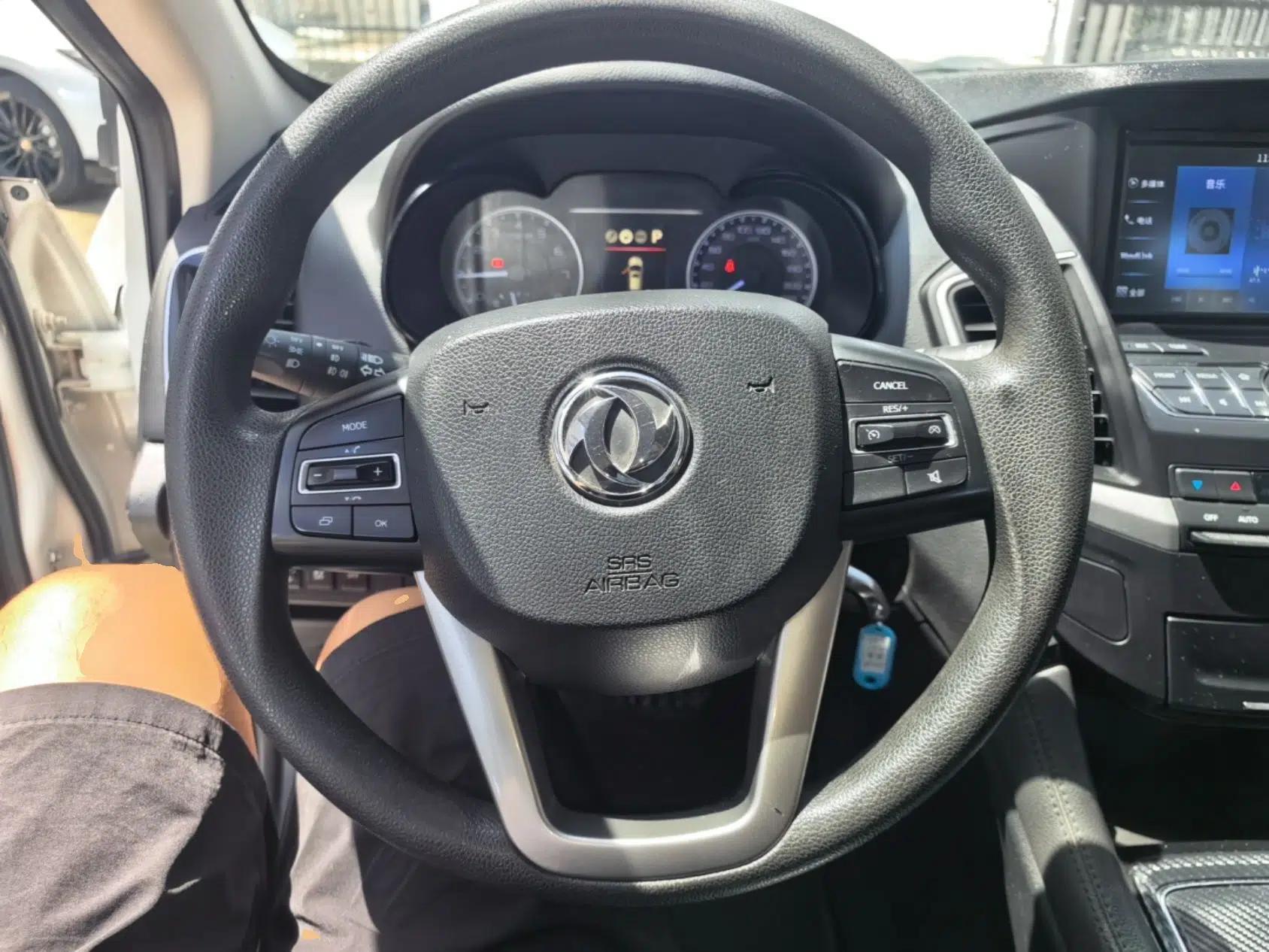 Dongfeng Aeolus AX7 2018 Classic 1.6T Automatic Elite Model — миниатюра 13
