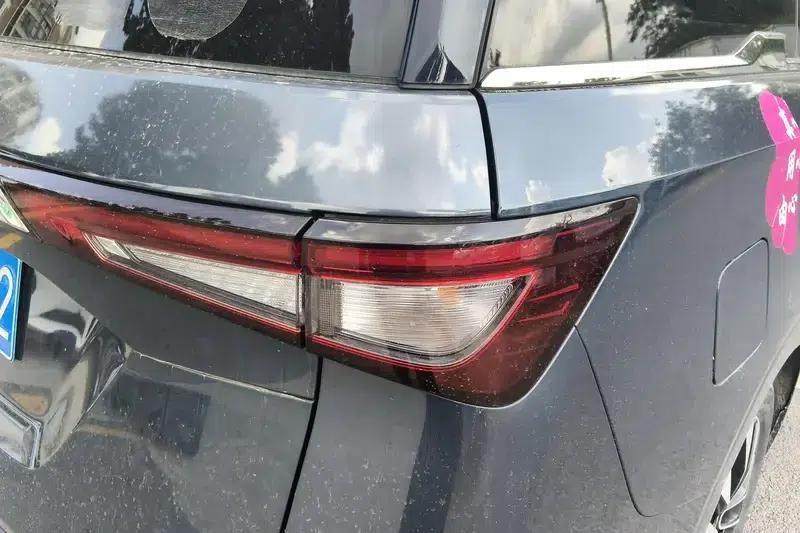 Wuling Jiachen 2023 2.0L DHT Flagship Model — миниатюра 5
