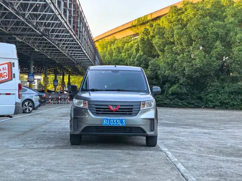 Wuling Hongguang PLUS 2020 1.5L Manual Standard 5-Seater — миниатюра 2