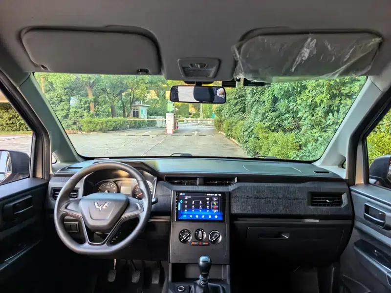 Wuling Hongguang PLUS 2020 1.5L Manual Standard 5-Seater — миниатюра 6