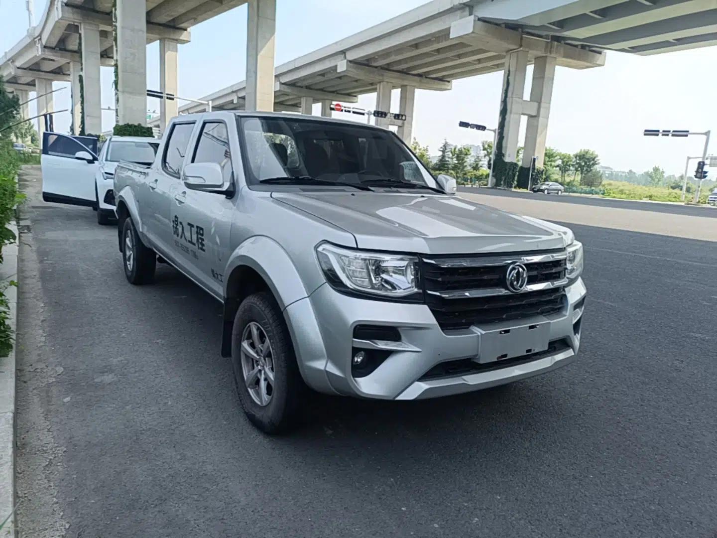 Dongfeng Ruichi 2023 2.4T Diesel Two-Wheel Drive Business Edition Long Cargo Bed YCY24165-61 — миниатюра 3