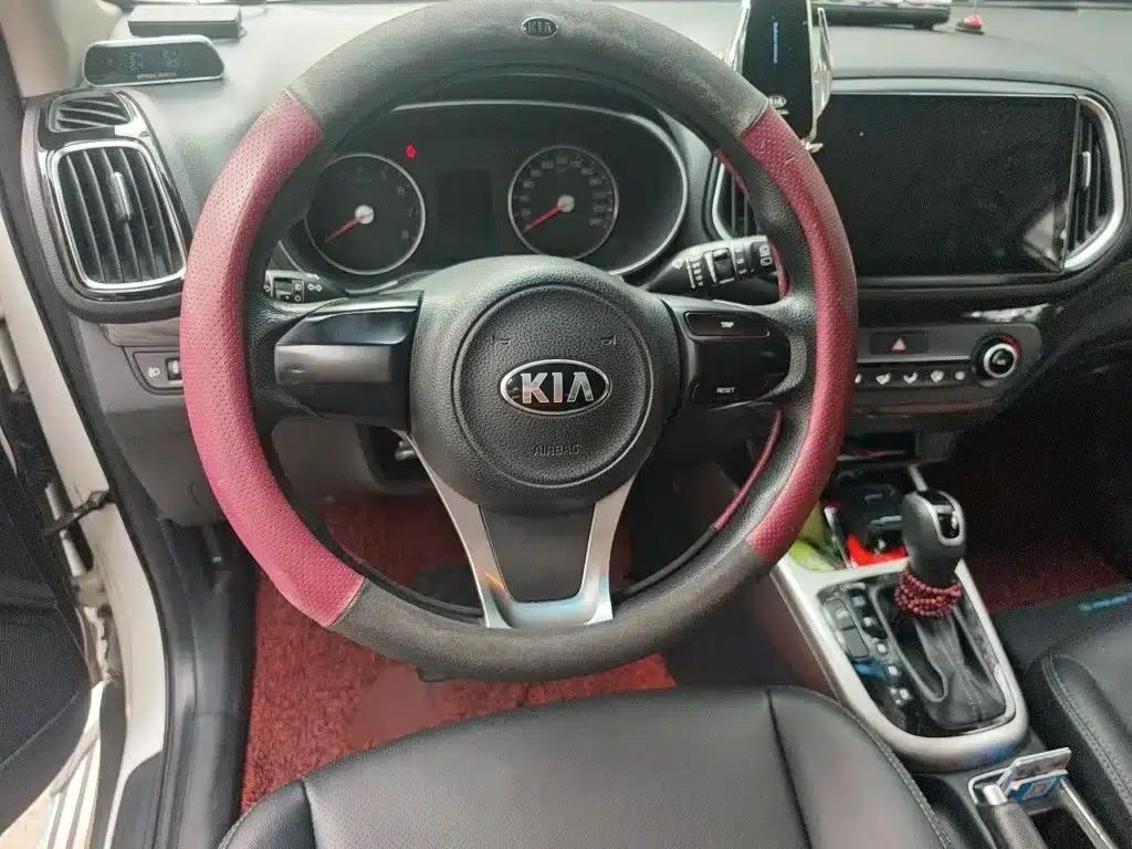 KX3 Sportage 2015 1.6L Automatic 2WD DLX — миниатюра 3