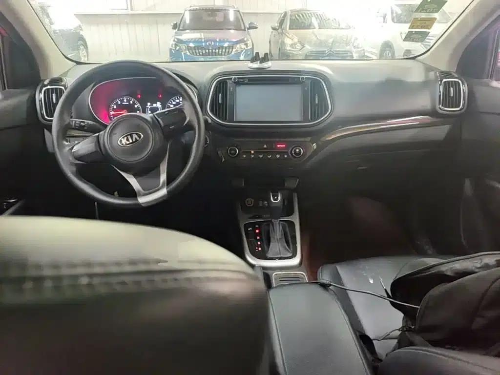 KX3 Sportage 2015 1.6L Automatic 2WD DLX — миниатюра 10