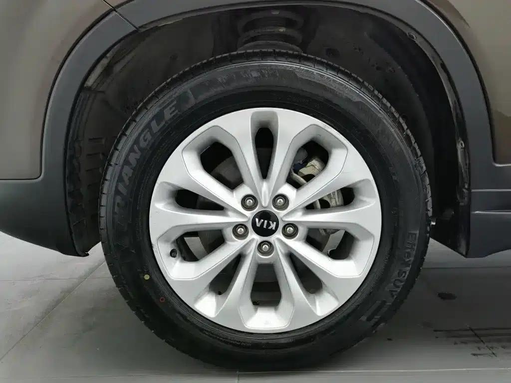 2013 Sorento 2.4L 7-seater Petrol Supreme Edition (China IV Emission Standard) — миниатюра 17