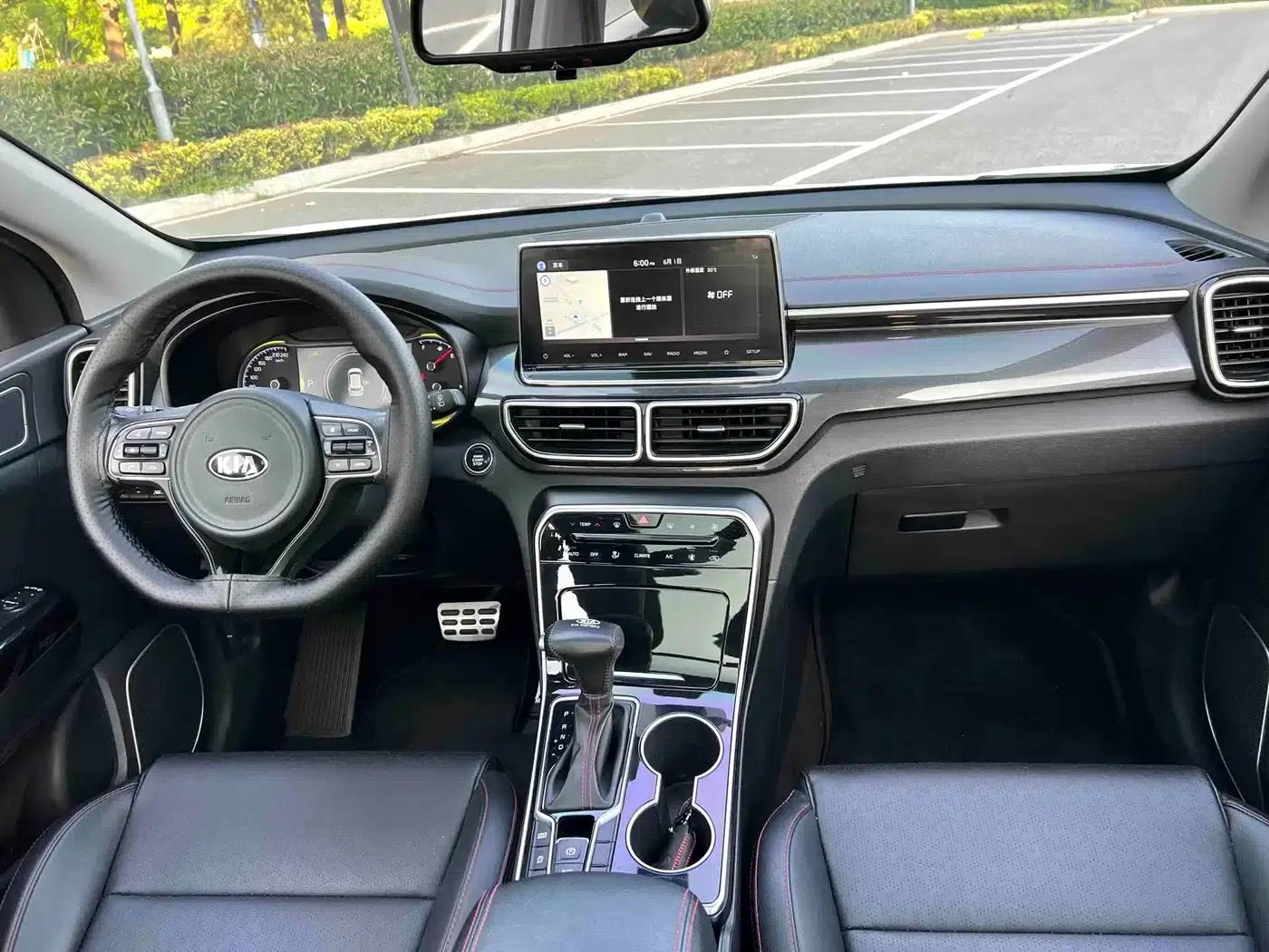Kia KX5 2021 1.6T Automatic 2WD Luxury Edition — миниатюра 11