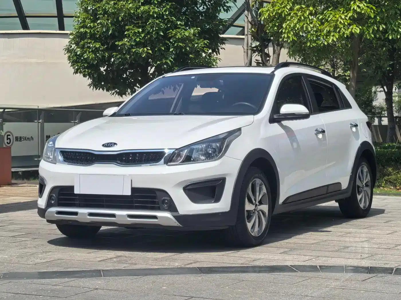 KX CROSS 2018 1.6L Automatic Sunroof Edition — миниатюра 1