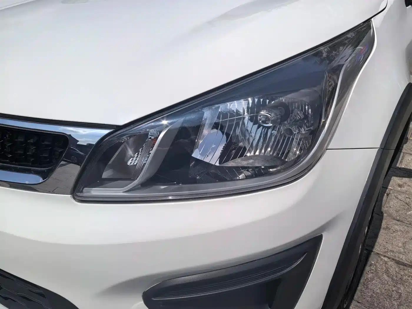 KX CROSS 2018 1.6L Automatic Sunroof Edition — миниатюра 11