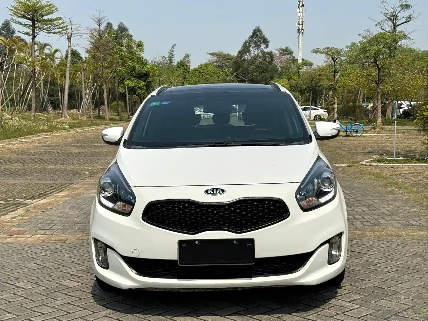 Carens 2013 2.0L 5-seater Automatic Comfort Edition (National V Emission Standard) — миниатюра 2