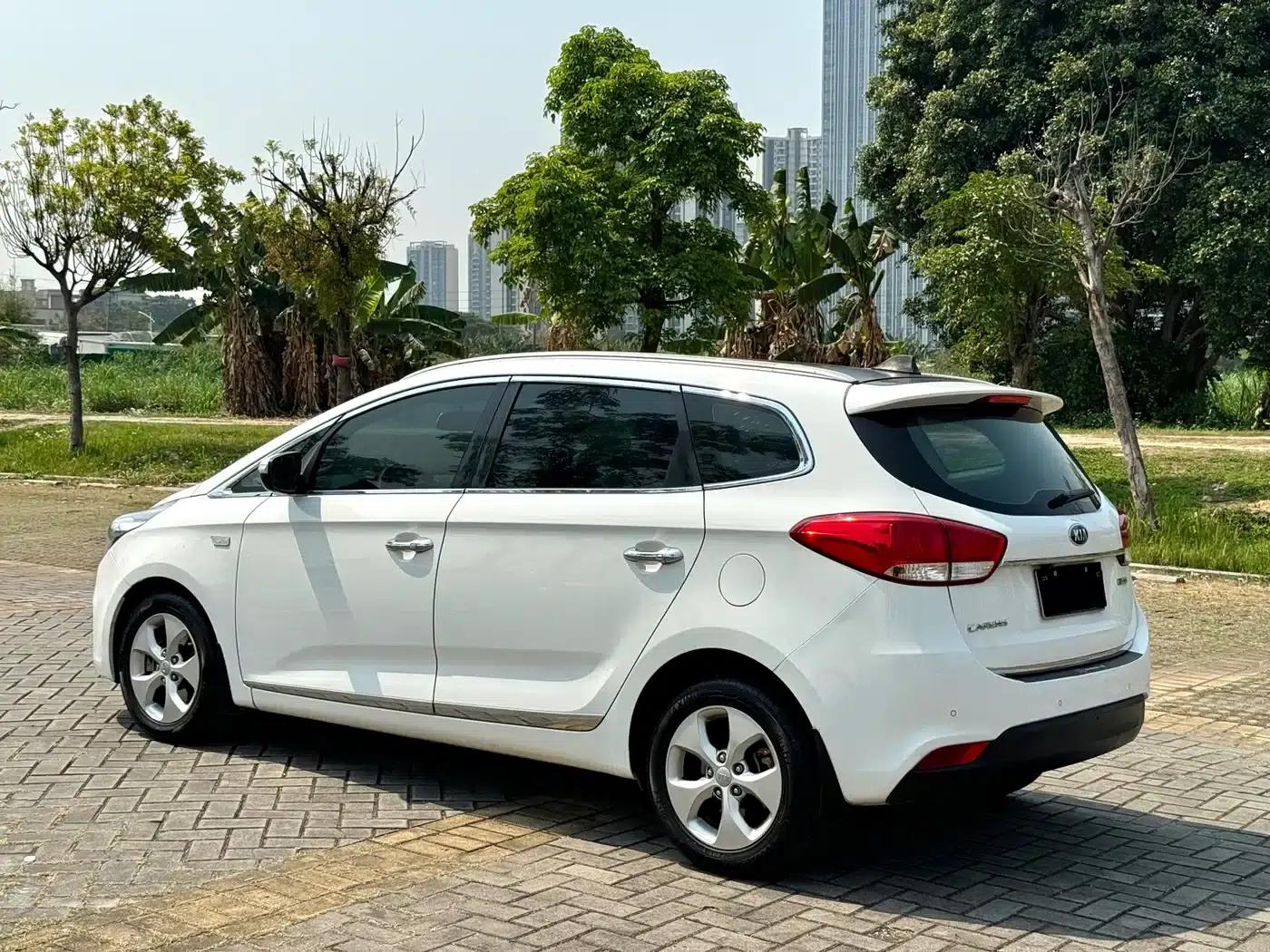 Carens 2013 2.0L 5-seater Automatic Comfort Edition (National V Emission Standard) — миниатюра 11