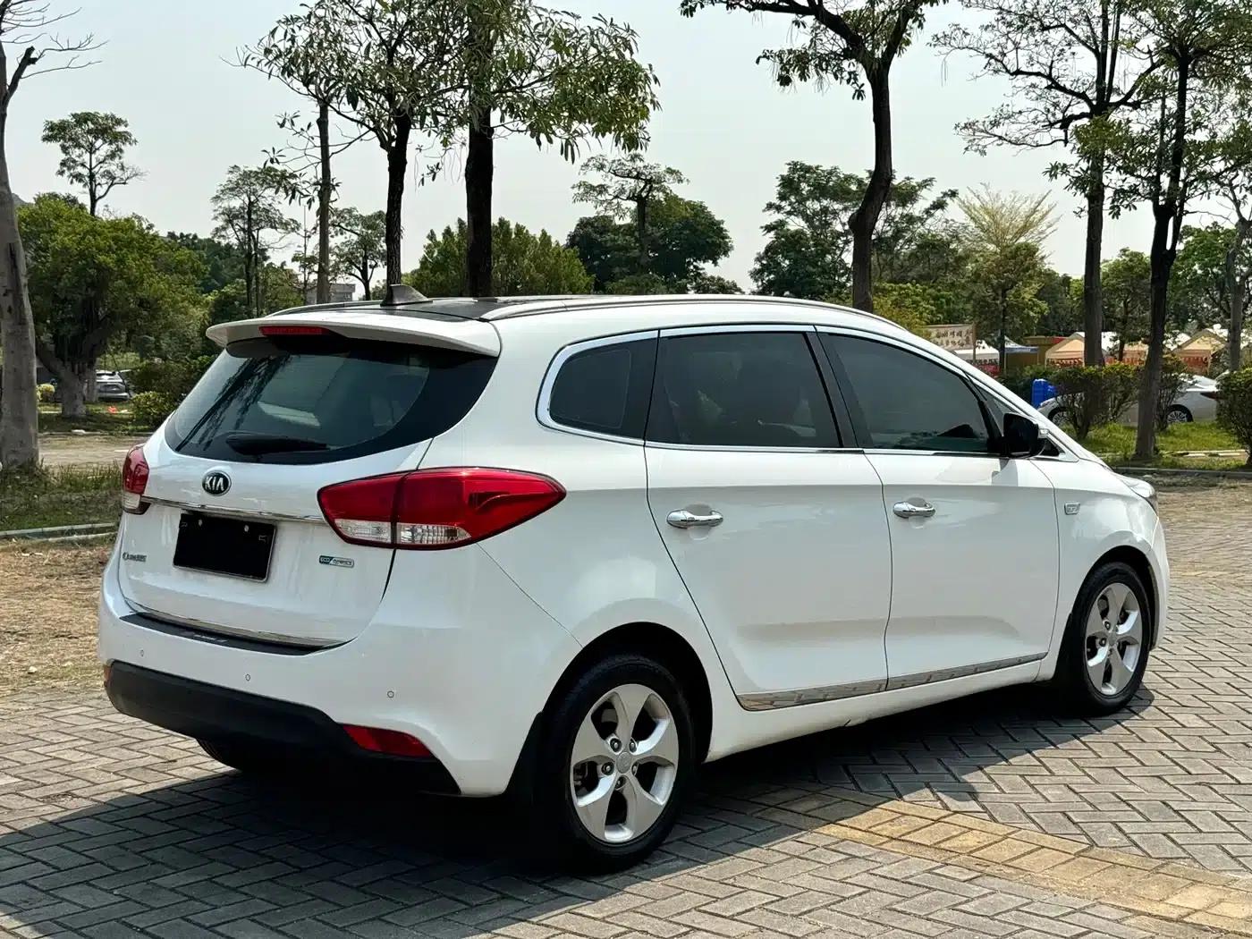 Carens 2013 2.0L 5-seater Automatic Comfort Edition (National V Emission Standard) — миниатюра 10
