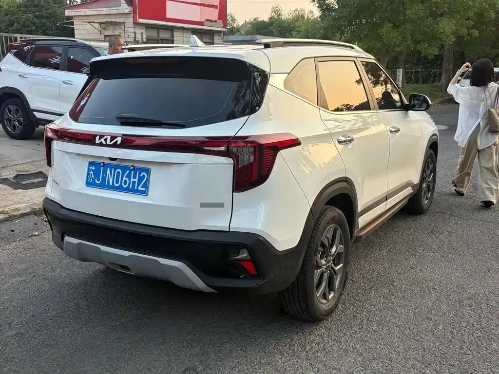 2023 Citroën Cytus 1.5L CVT Luxury Edition — миниатюра 3
