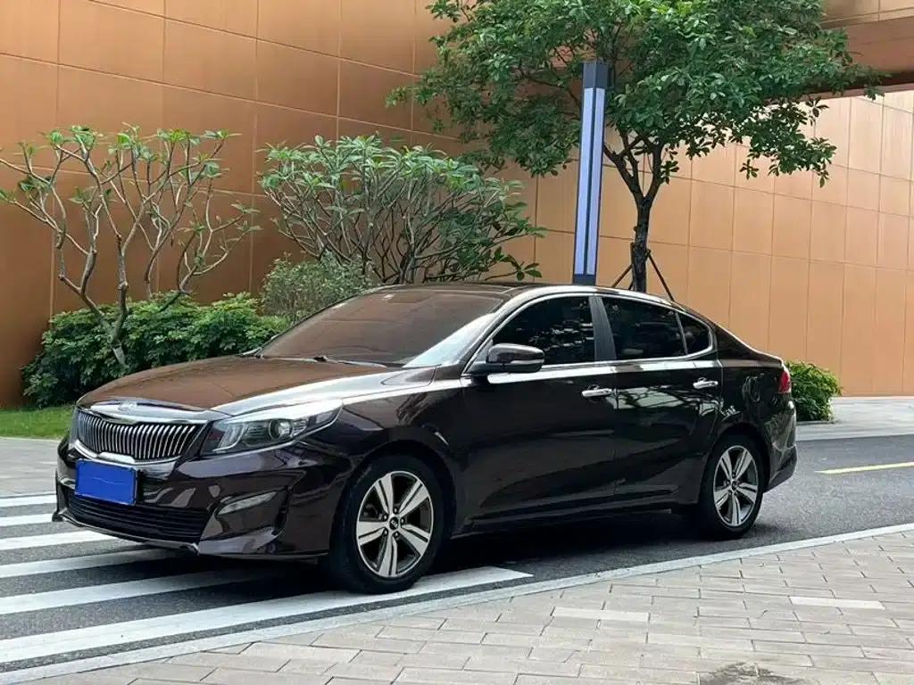 K5 2017 1.8L Automatic GLS — миниатюра 1