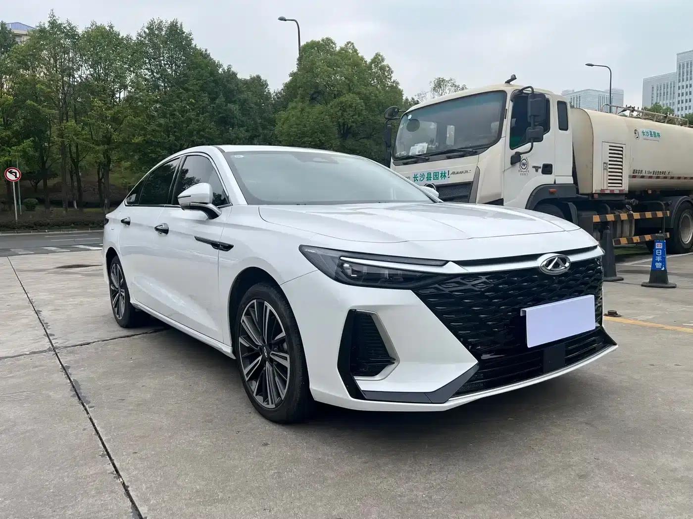 Chery Arrizo 8 2023 1.6T DCT (Standard) — миниатюра 3