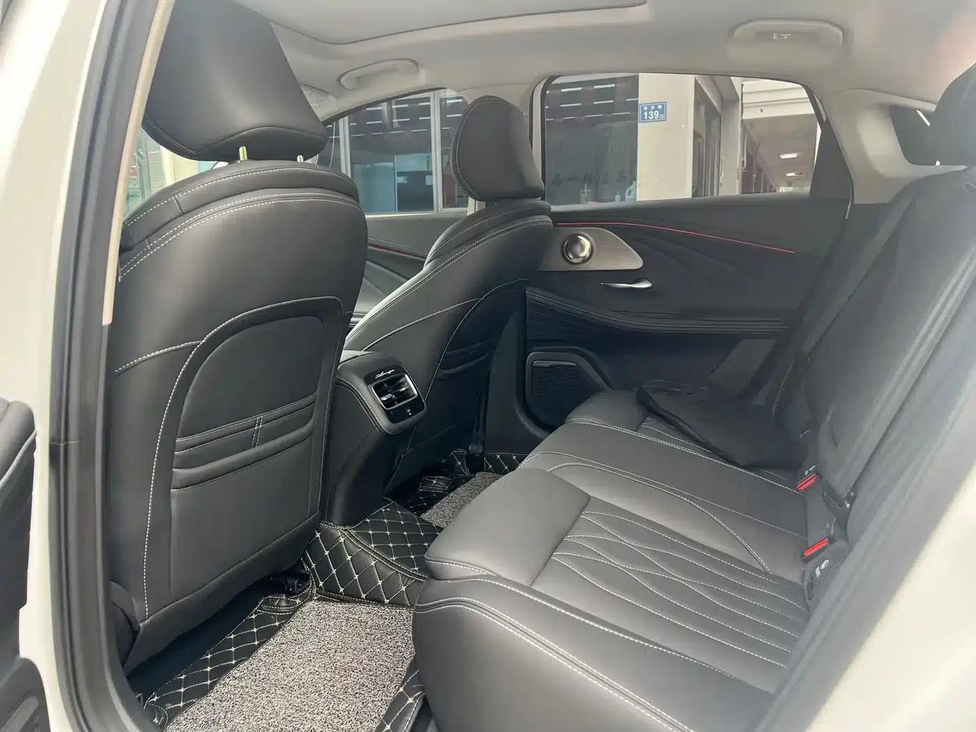 Chery Arrizo 8 2023 1.6T DCT (Standard) — миниатюра 6