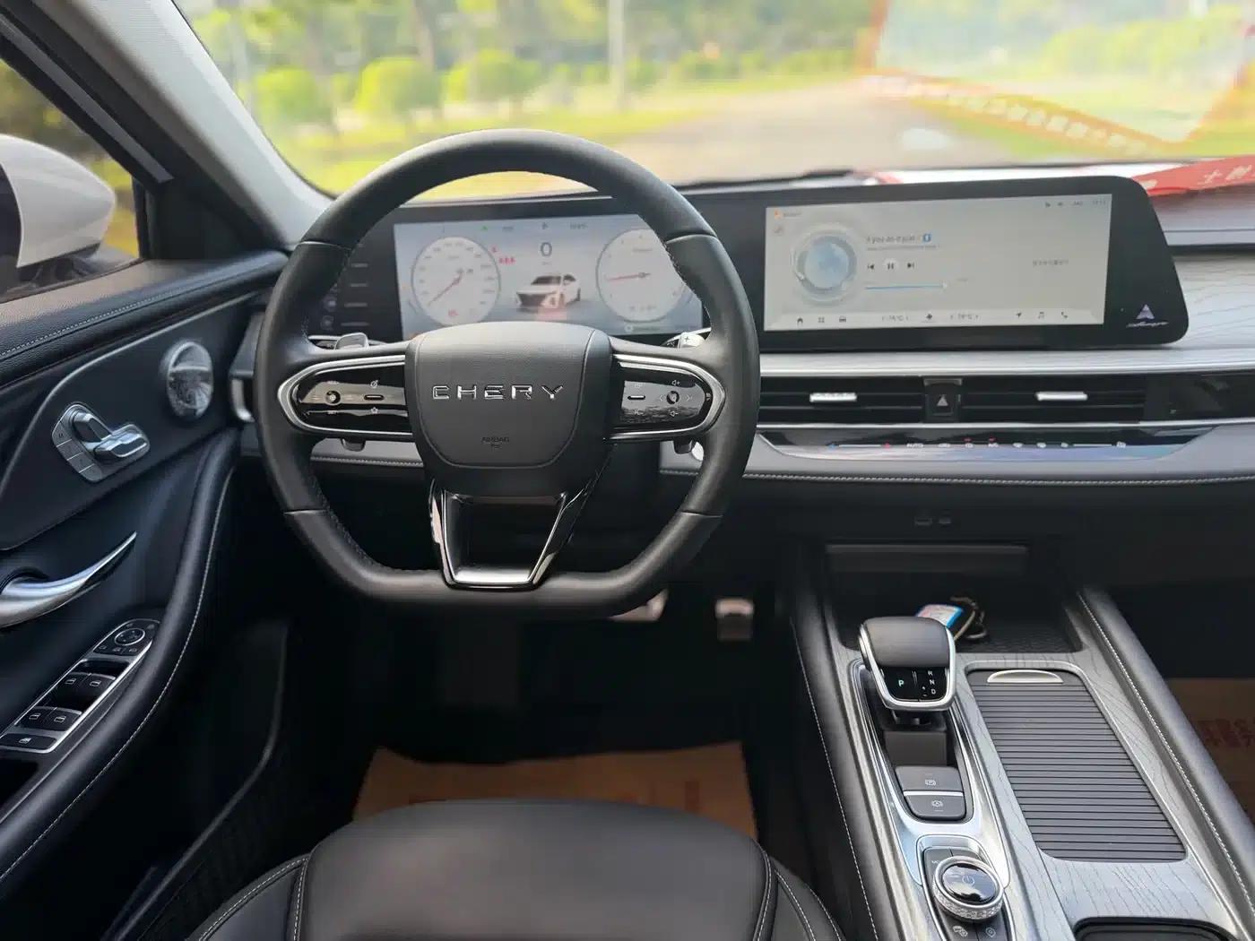 Chery Arrizo 8 2024 High-Performance Edition 2.0T DCT — миниатюра 17