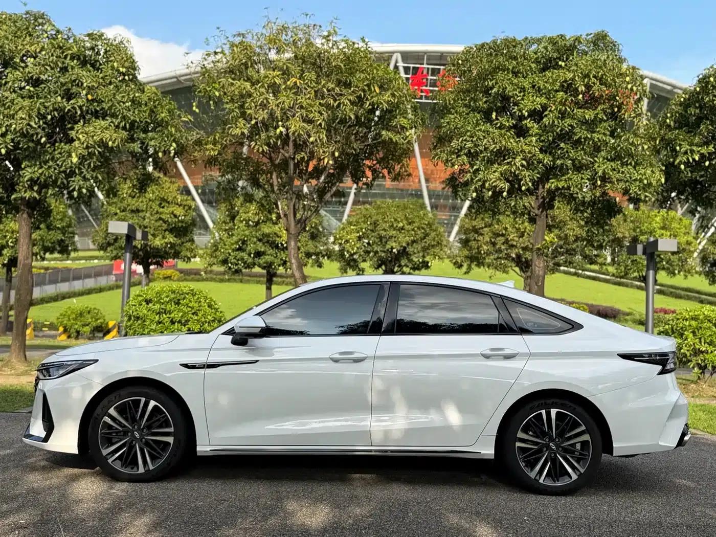 Chery Arrizo 8 2024 High-Performance Edition 2.0T DCT — миниатюра 7
