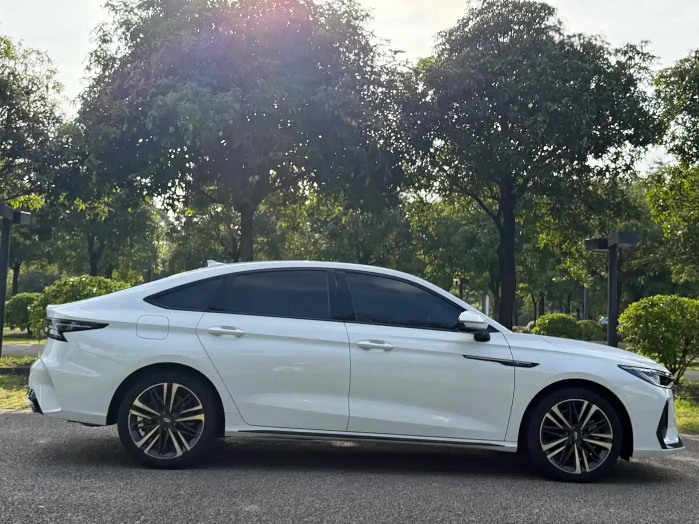 Chery Arrizo 8 2024 High-Performance Edition 2.0T DCT — миниатюра 8