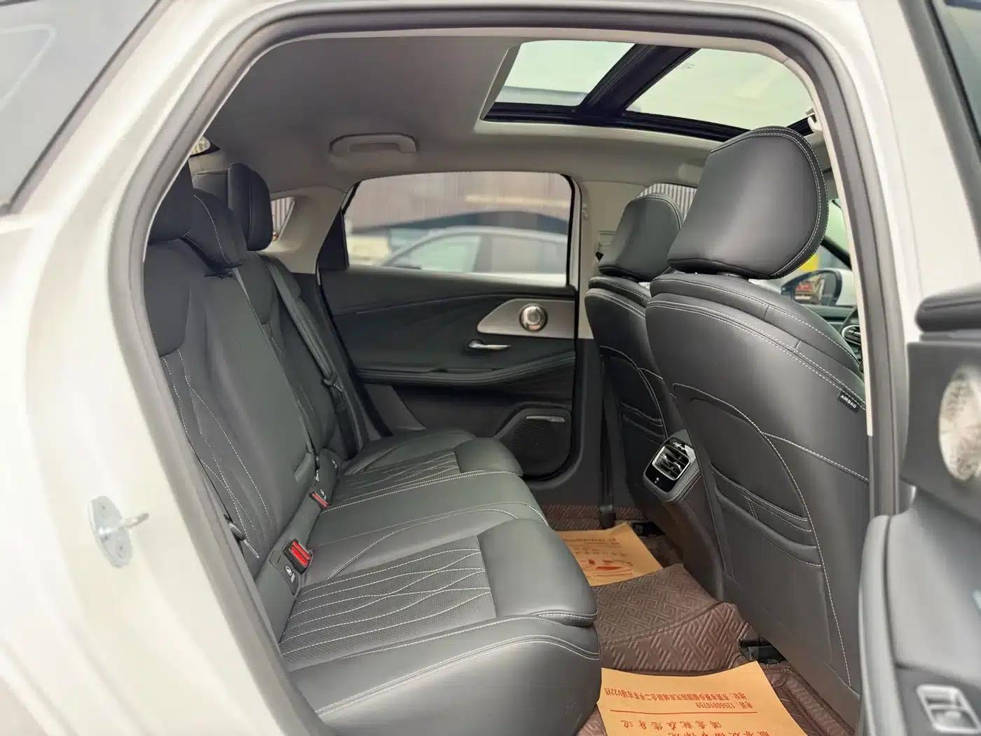 Chery Arrizo 8 2023 1.6T DCT Elegance — миниатюра 17