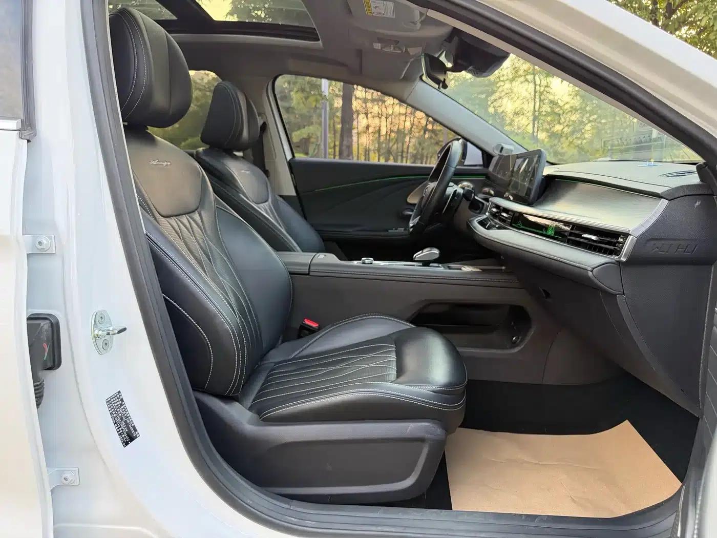 Chery Arrizo 8 2022 1.6T DCT Premium — миниатюра 13