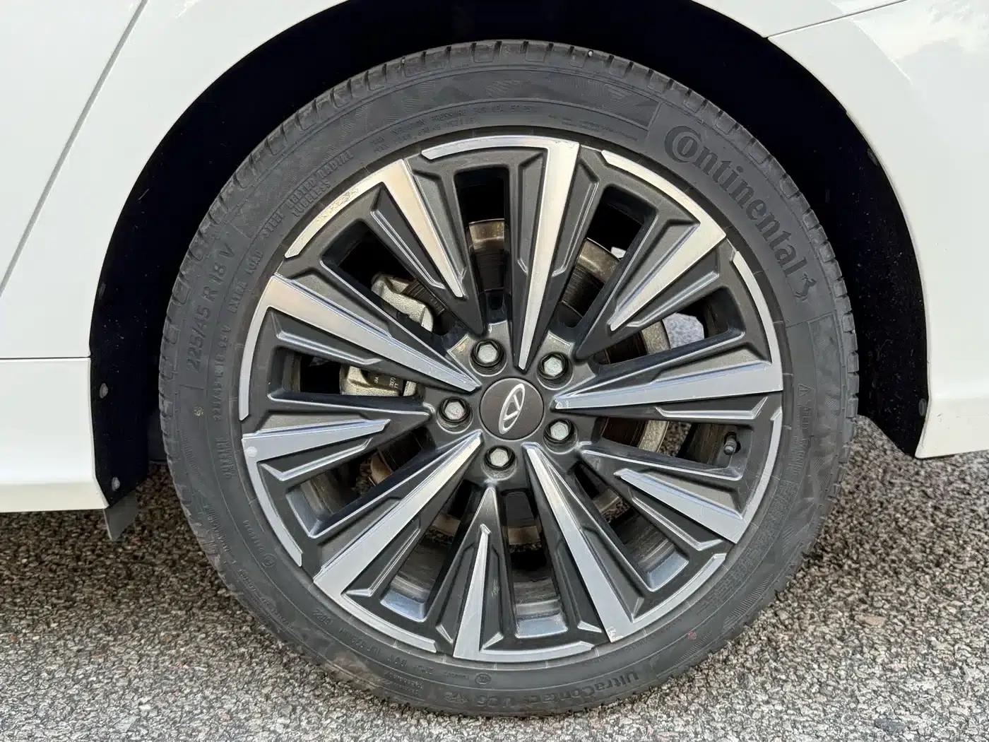 Chery Arrizo 8 2022 1.6T DCT Premium — миниатюра 23