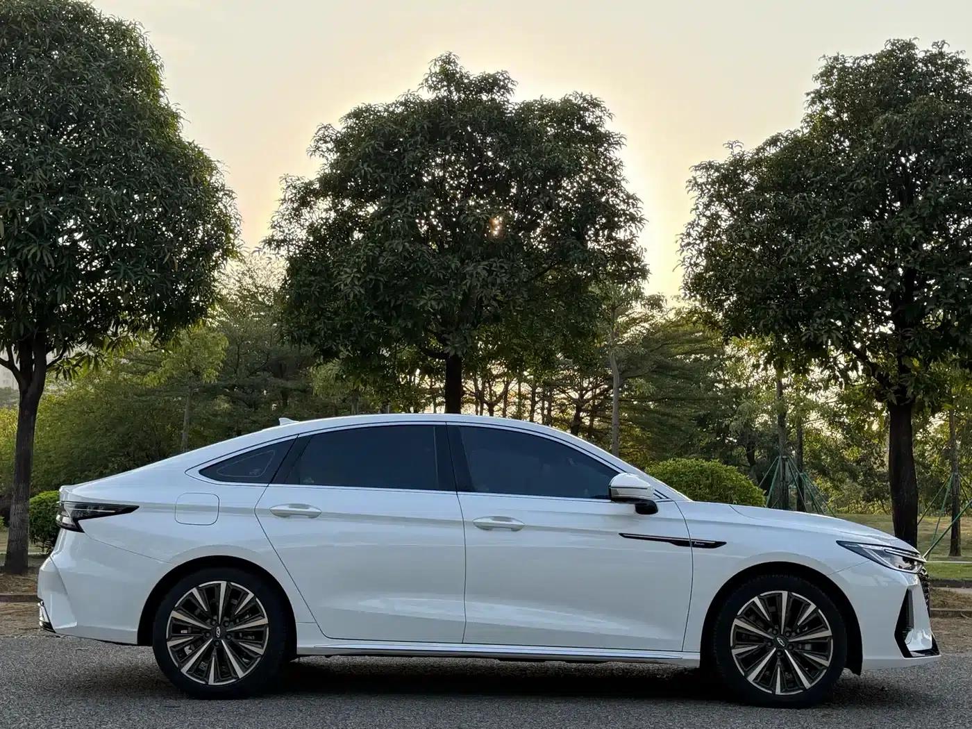 Chery Arrizo 8 2022 1.6T DCT Premium — миниатюра 5