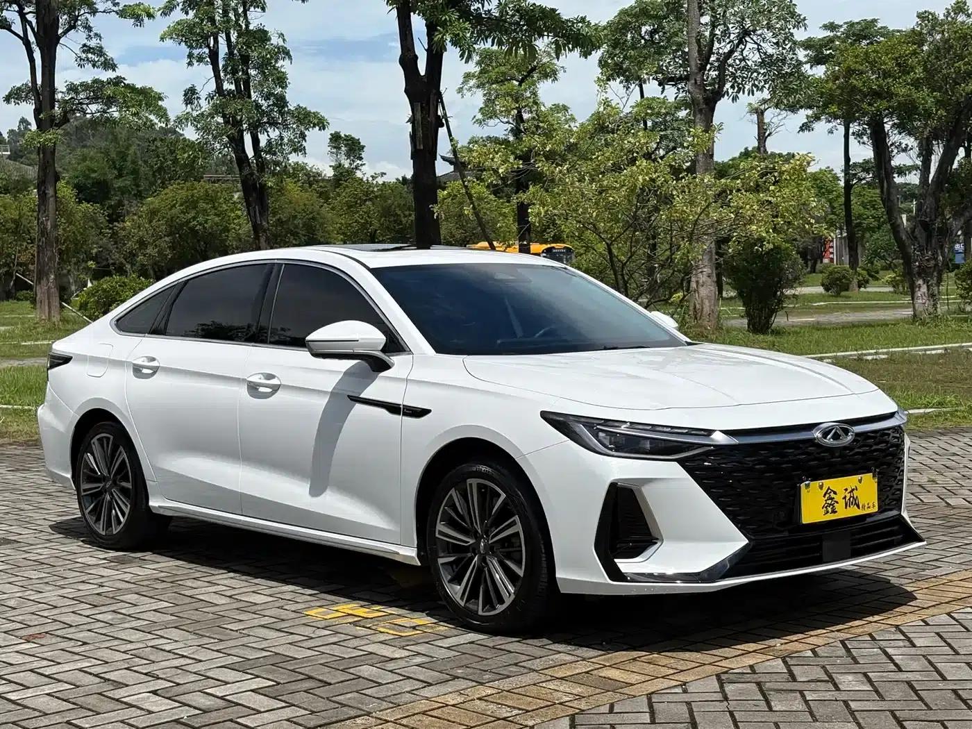 Chery Arrizo 8 2022 1.6T DCT Elegance — миниатюра 2