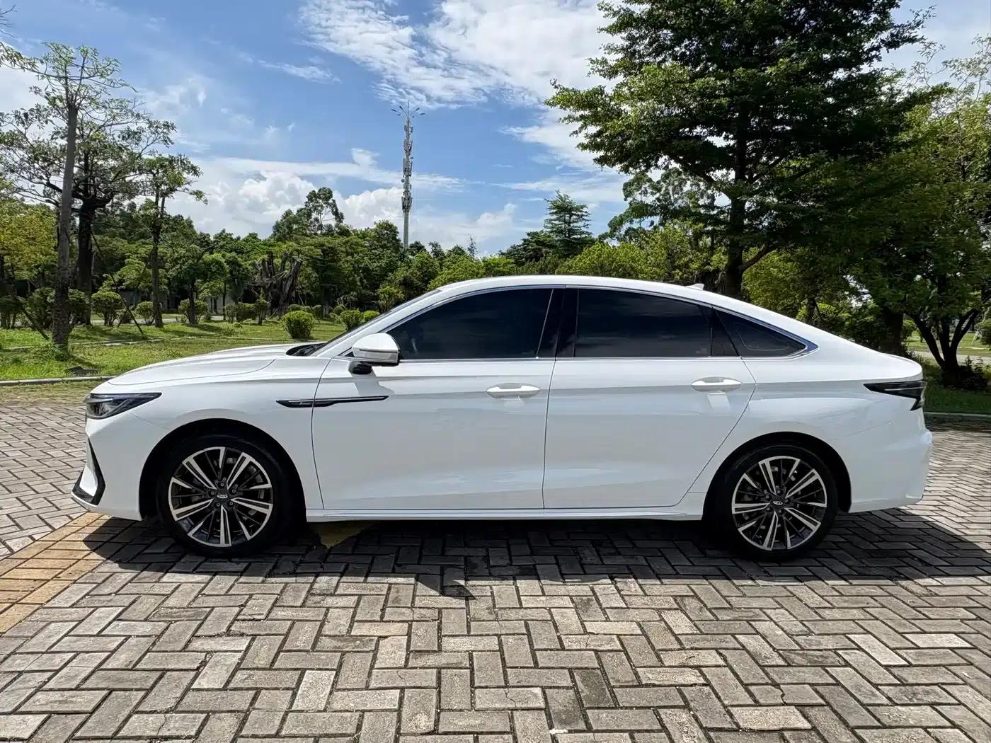 Chery Arrizo 8 2022 1.6T DCT Elegance — миниатюра 27
