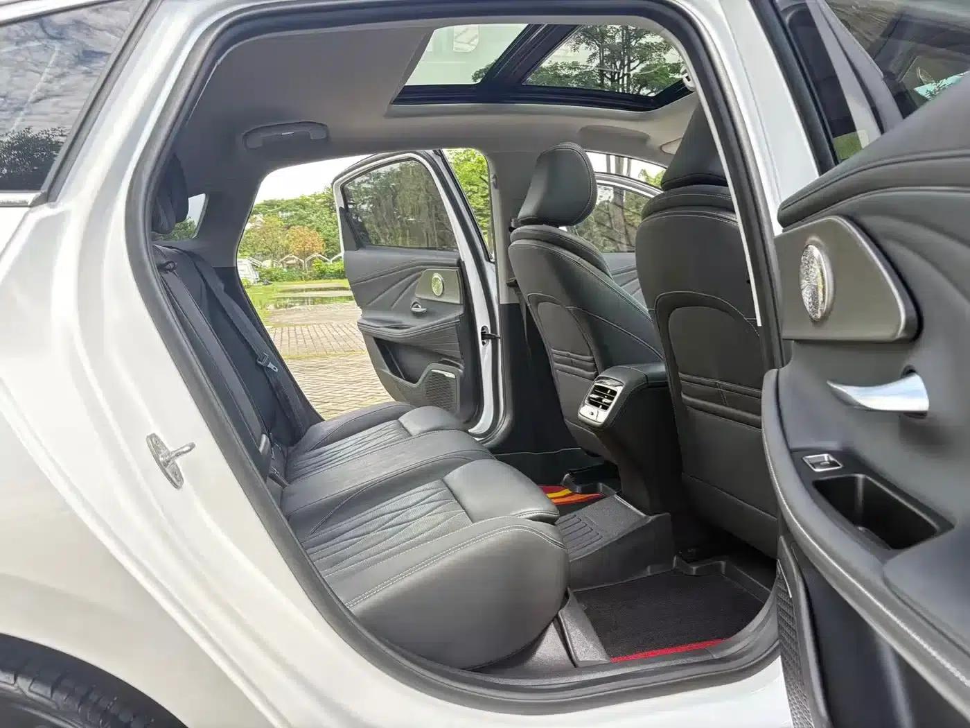 Chery Arrizo 8 2022 1.6T DCT Elegance — миниатюра 9