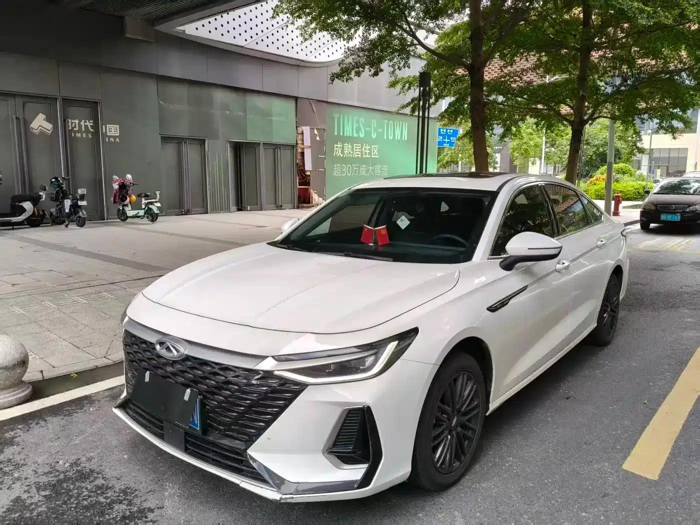 Chery Arrizo 8 2025 1.6T DCT Excellence Edition — миниатюра 1