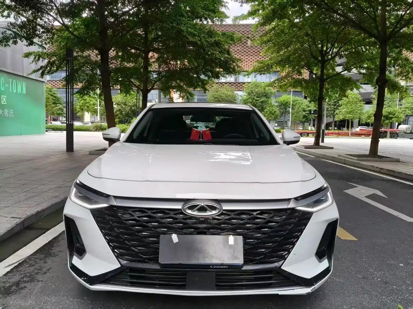 Chery Arrizo 8 2025 1.6T DCT Excellence Edition — миниатюра 2
