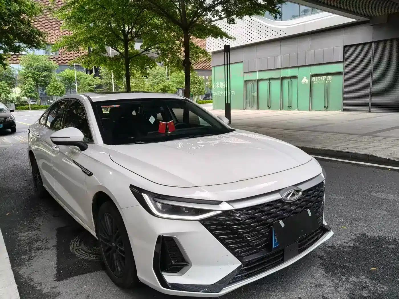 Chery Arrizo 8 2025 1.6T DCT Excellence Edition — миниатюра 3