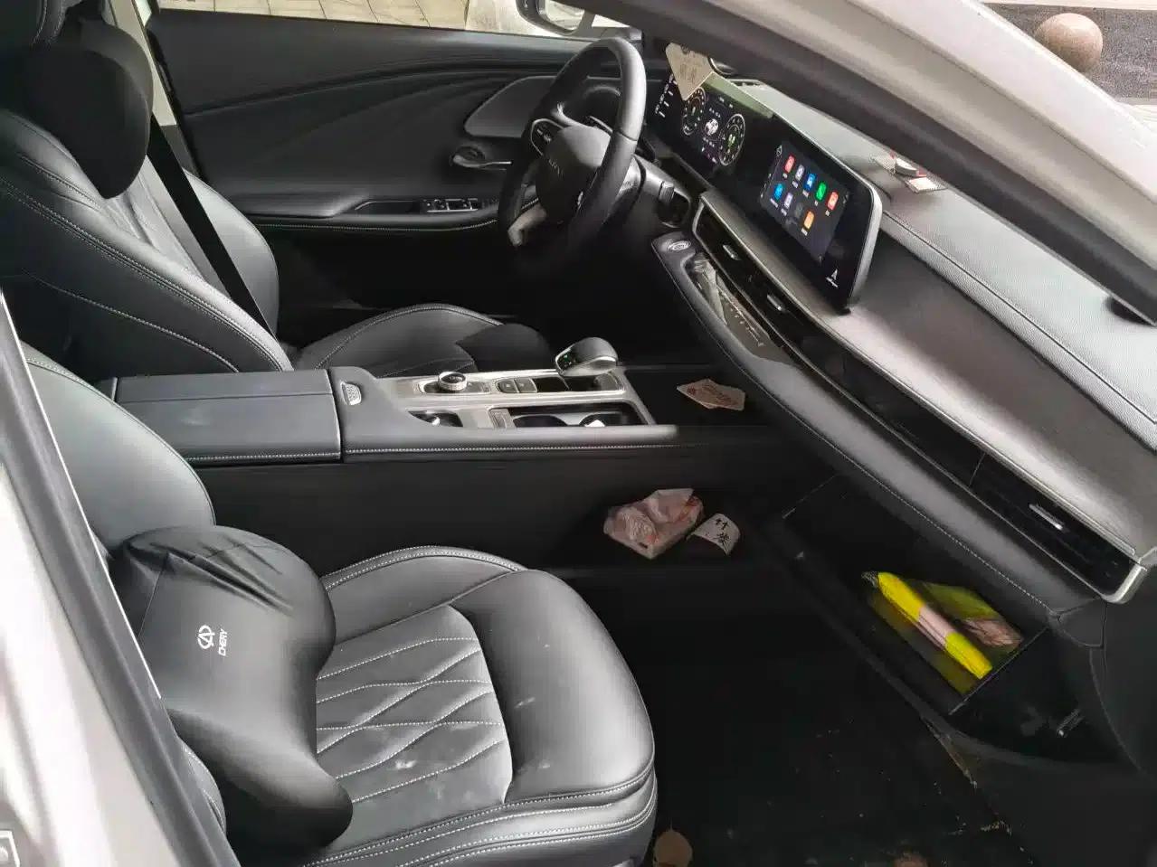 Chery Arrizo 8 2025 1.6T DCT Excellence Edition — миниатюра 5