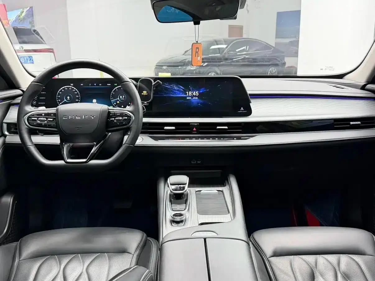 Chery Arrizo 8 2023 1.6T DCT Elegance — миниатюра 15