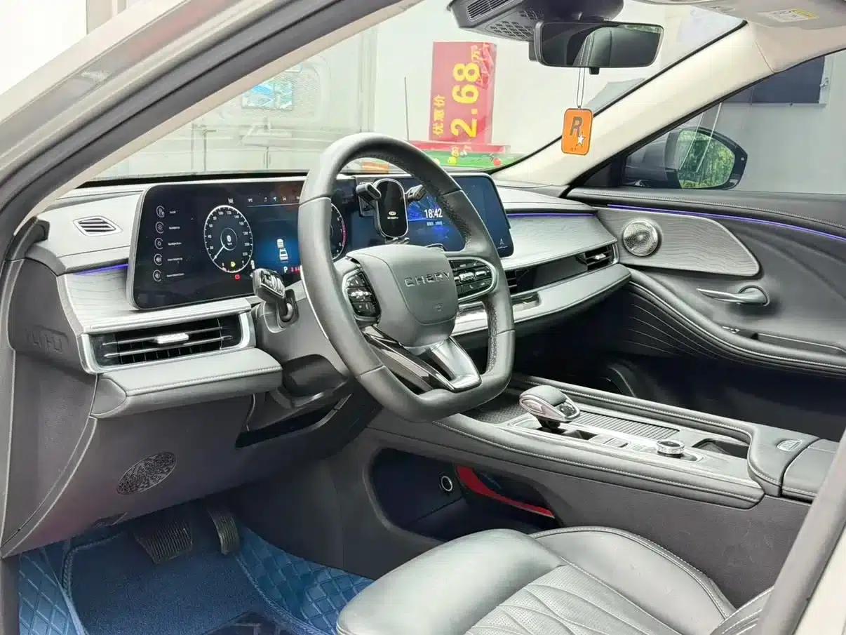 Chery Arrizo 8 2023 1.6T DCT Elegance — миниатюра 19